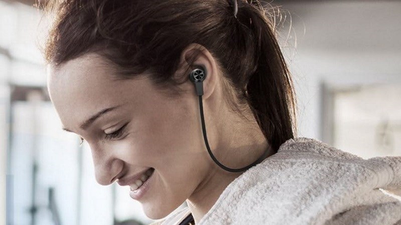 Hướng dẫn sử dụng tai nghe Bluetooth an toàn